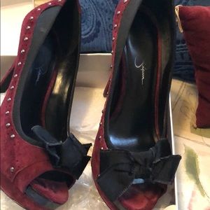 Women’s Jessica Simpson studded size 9 shoes